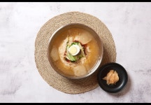 찐한부산돼지국밥 영대점