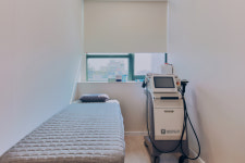 김해강단정형외과의원