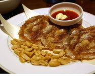 제이에스아트홀&바