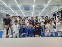 킥복싱 주짓수 레슬링 크로스핏 MMA마셜아티스트 체육관