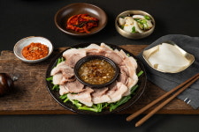 욱이국밥 & 감성포차썸