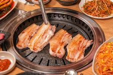 왕삼돈 양재역점