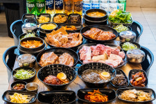 돈날개 숯불갈비 노형점 점심특선 정식