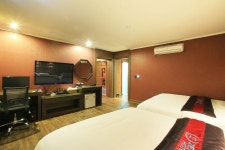 제니스관광호텔