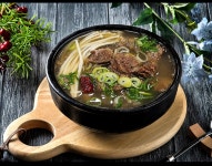 엄청큰 조선의갈비탕&냉면