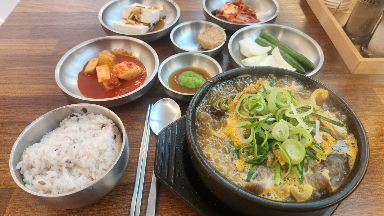 창시옥해장국 돌산점