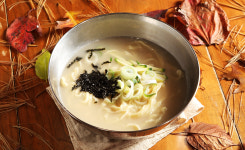 일품백송칼국수