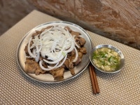 길목돼지식당