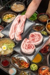 철이네 꽃삼겹 율량본점 주차가능