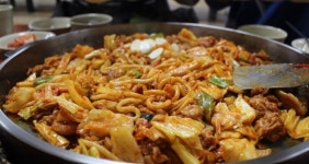 배꼽빠진닭갈비