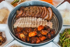 제주흑돼지황칠족발 모슬포본점