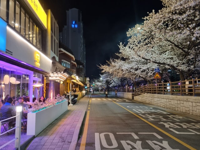 인쌩맥주 부산온천천점