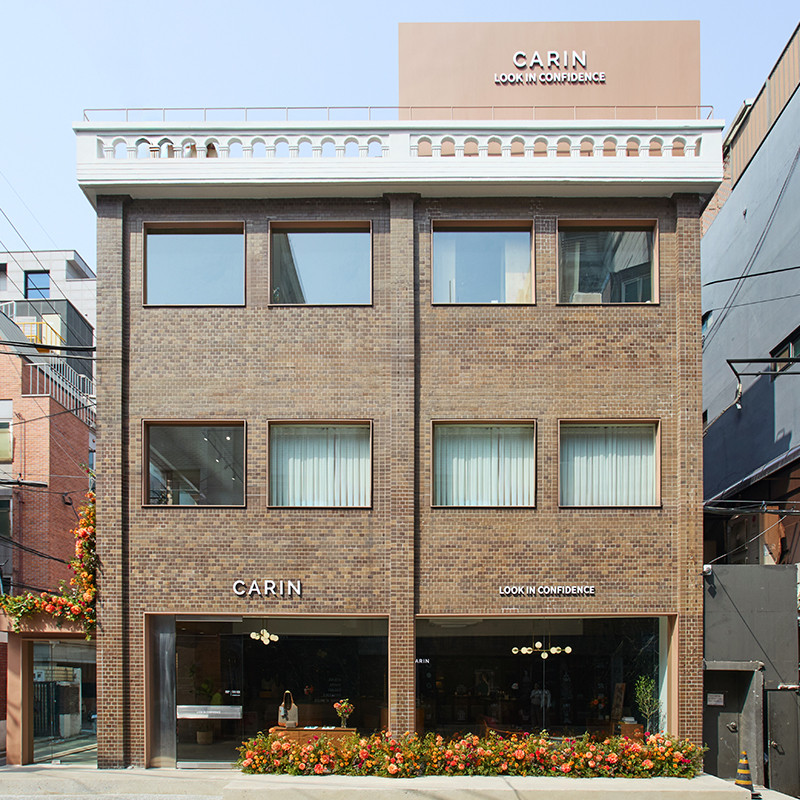 CARIN 聖水フラッグシップストア