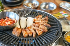 야외돼지 성서점