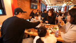 감삼집 감자탕과 삼겹살 부산 경성대본점