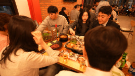 감삼집 감자탕과 삼겹살 부산 경성대본점