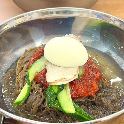 海州冷麺 ヘジュネンミョン 本店の写真1