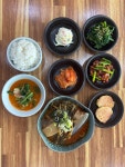 뜰아래채