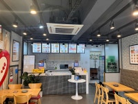 맘스터치 주문진점