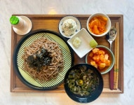 식미단