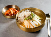 교동닭칼국수 언양작천정점