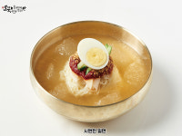 오뚝이 바지락칼국수본점 삼계칼국수