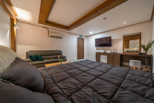 꼬모쉐 현스테이