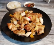 꼬꼬야숯불뜨겁니