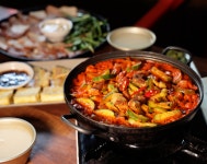 왕빈자전통주막 봉천역점