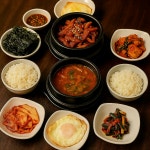 날으는돈까스와밥상