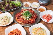 고령촌돼지찌개 본점