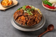 얼큰본가 연품뼈해장국 24시 본점