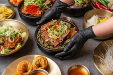 얼큰본가 연품뼈해장국 24시 본점