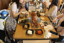 몽실족발공장