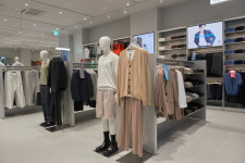 무신사 스탠다드 트리플스트리트송도점