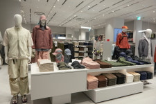 무신사 스탠다드 트리플스트리트송도점