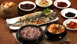 돌깨마을맷돌순두부 내손점