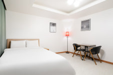 강릉 크리스탈 모텔