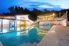 와이앤제이하우스