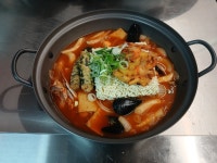 솔로지옥 홍대점