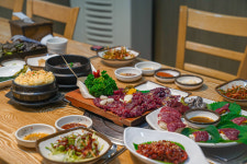 한우돈마루 금호점