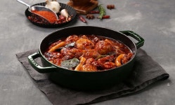 동궁찜닭 성북삼선점