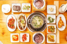 윤숙이네우리밀칼국수 대부도본점