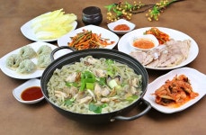 뽕이네 뽕잎 손칼국수