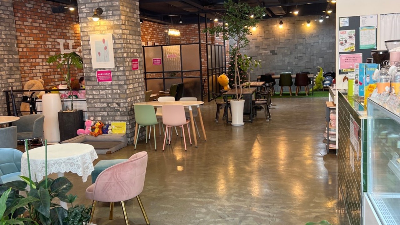 헬로카페 평내점