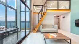 여수 아른거리다 펜션