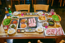 황금돈가 연동LA양념갈비