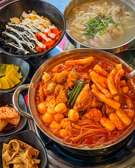 떡품닭 대전시청본점 사진