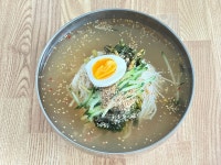 국수애