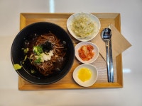 봄플레이트